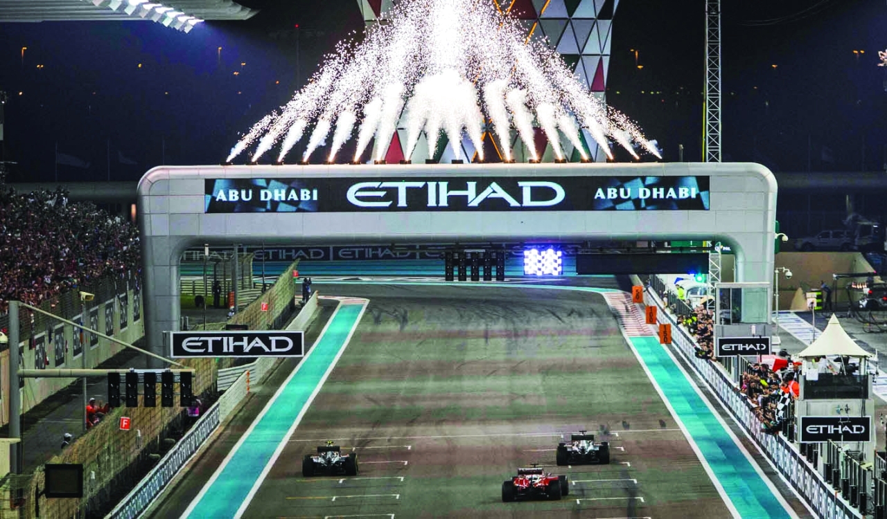 «دولي السباحة» يستعرض معالم أبوظبي السياحية