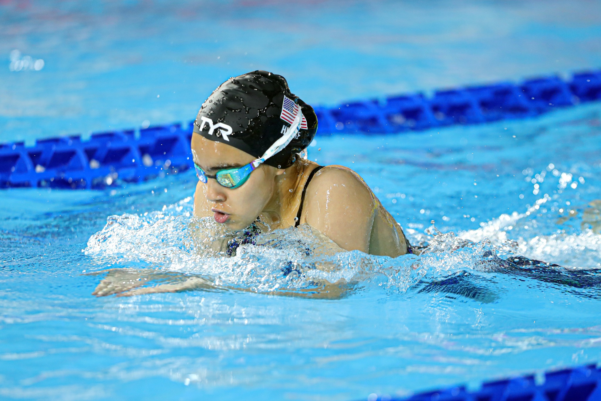 لقطات من بطولة أيبكس الدولية المجتمعية للسباحة التي أقيمت في أبوظبي